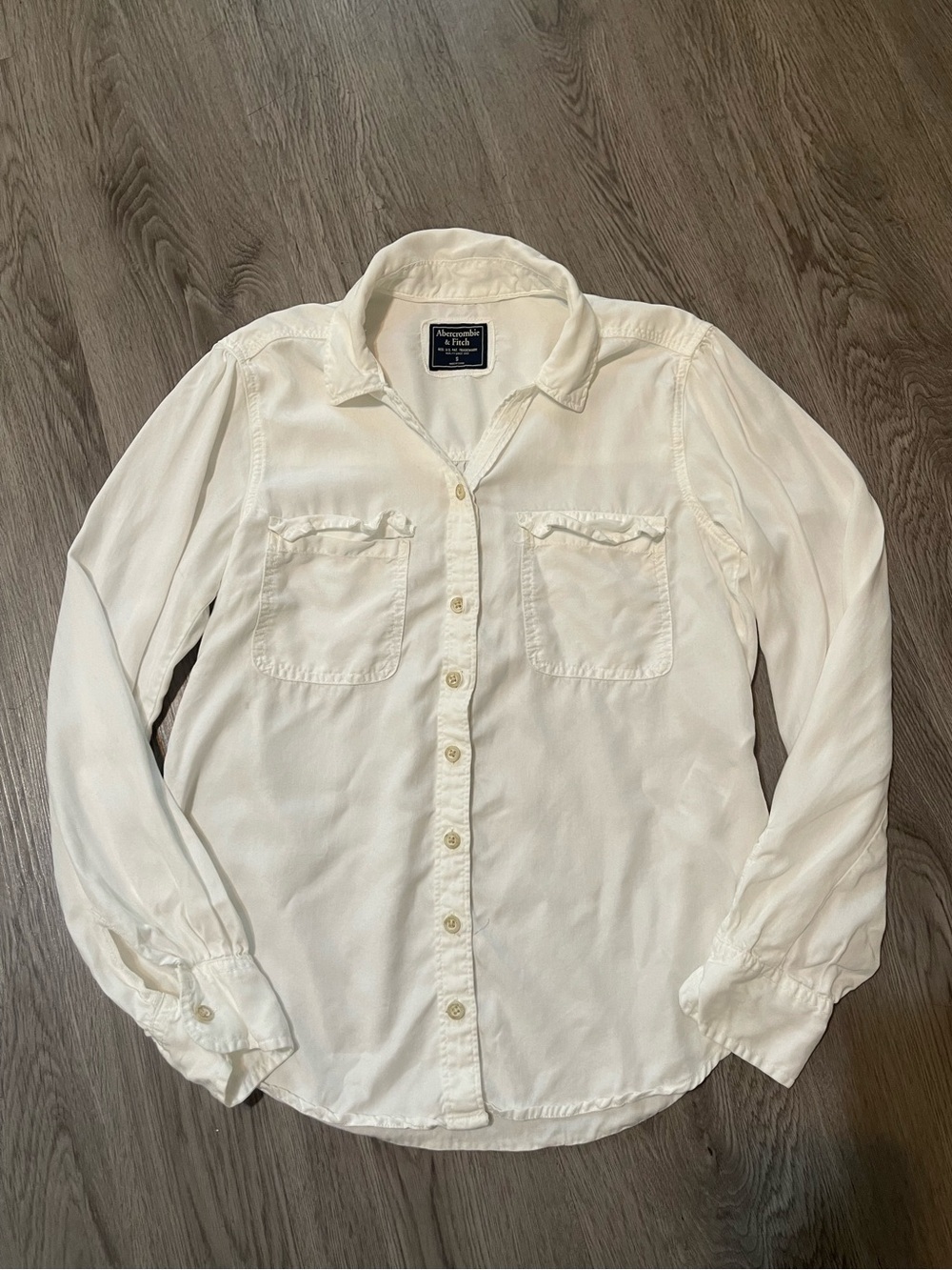 Abercrombie & Fitch womensWhite Button-Down Shirt
